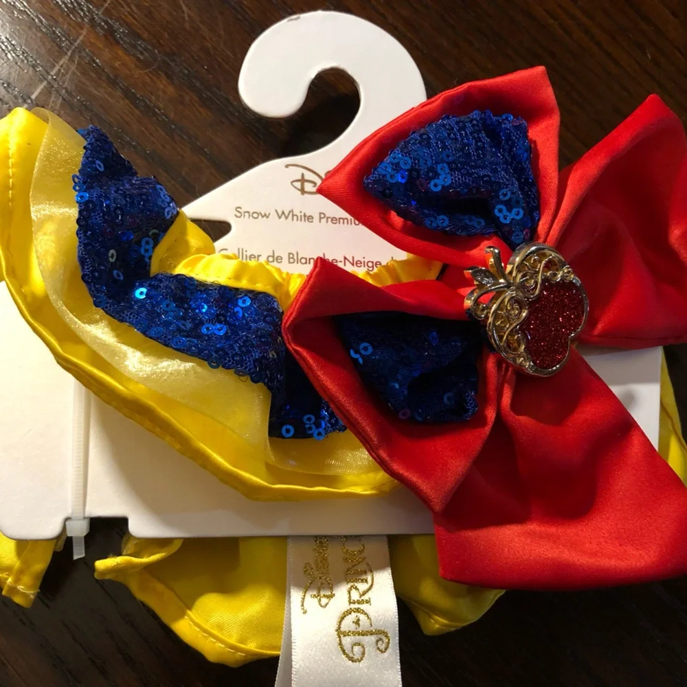Pet Disney Snow White Premium PET COLLAR